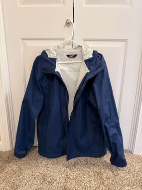 North Face Men’s Venture 2 Hooded Rain Jacket